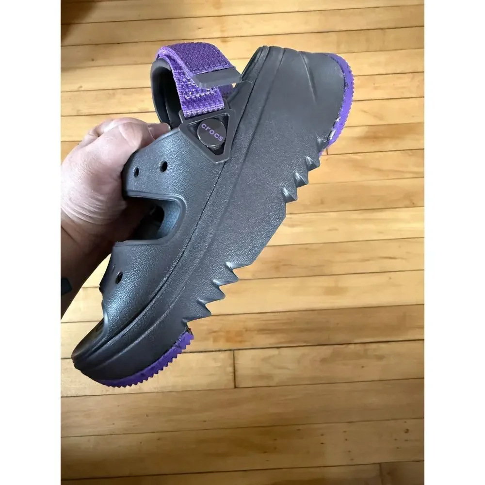Crocs Classic Hiker Xscape Platform‎ Sandals in espresso and purple